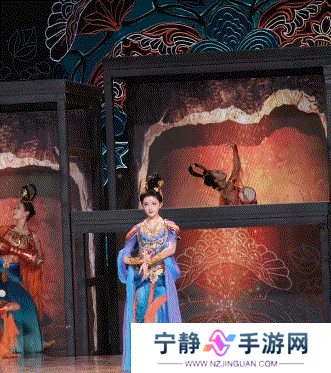 韩星Lisa奥斯卡舞台 肉弹和战车的午间动态图