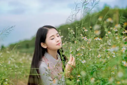 申鹤ちゃんの球棒的起源：游戏与文化的交融 