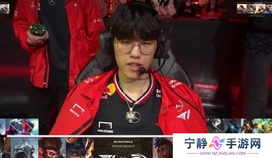 T1无缘4强，Zeus亲手痛打老东家，奥拉夫高地手刃Faker，太可惜了