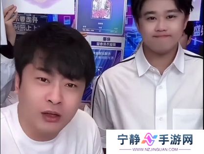 辛巴直播吐槽各电车品牌，称其就是换个壳，卖30万简直是智商税