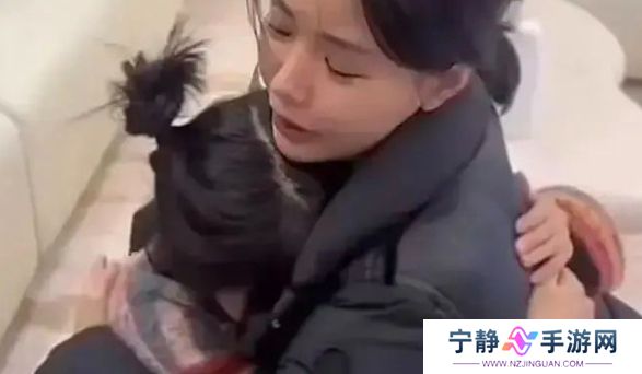 小杨哥徒弟小黄被曝赔不起天价违约金，吃药被抢救，本人回应来了